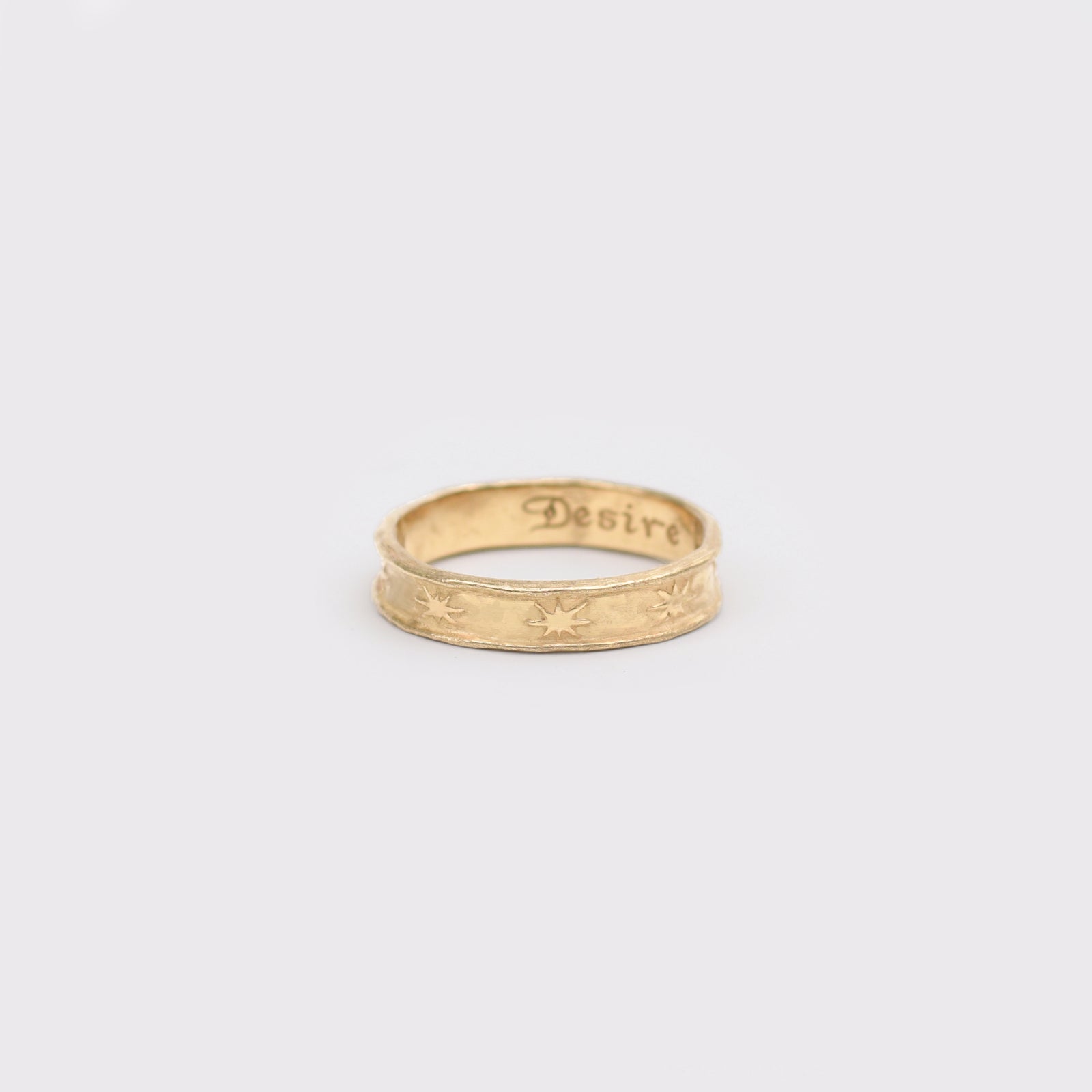 Desire hath no rest – Poesy Ring