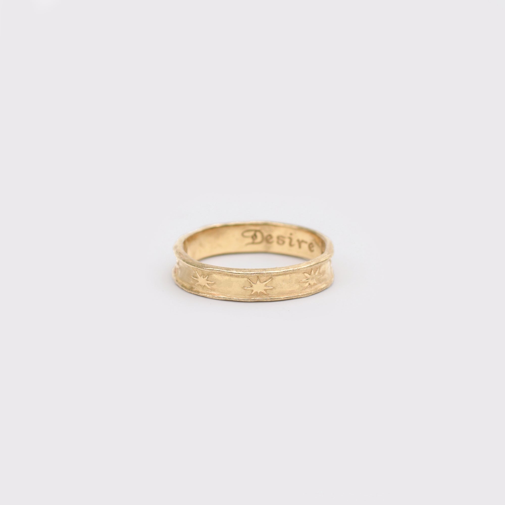 Desire hath no rest – Poesy Ring