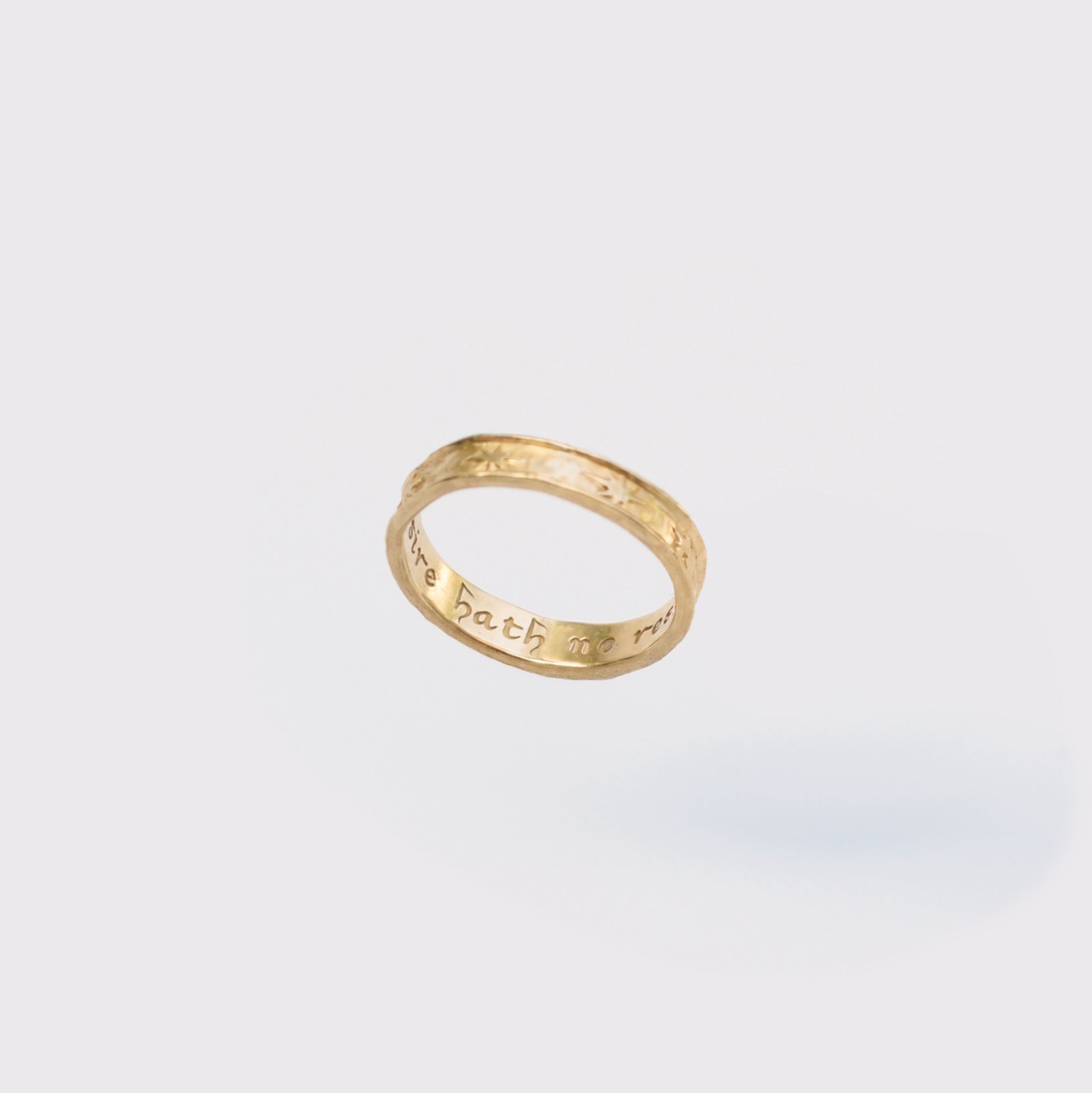 Desire hath no rest – Poesy Ring